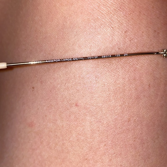 Ray Ban Aviators - Picture 5 of 5